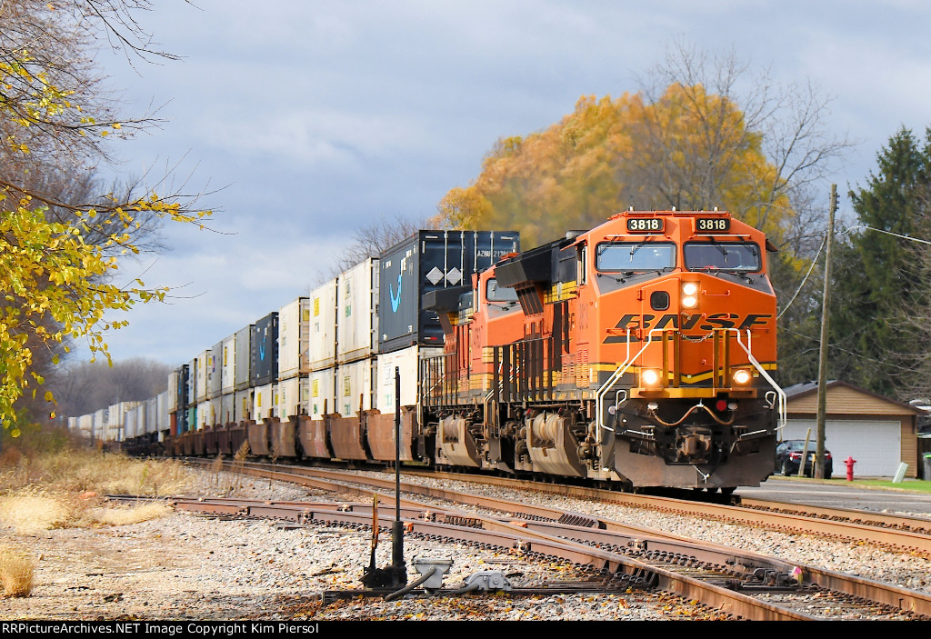 BNSF 3818